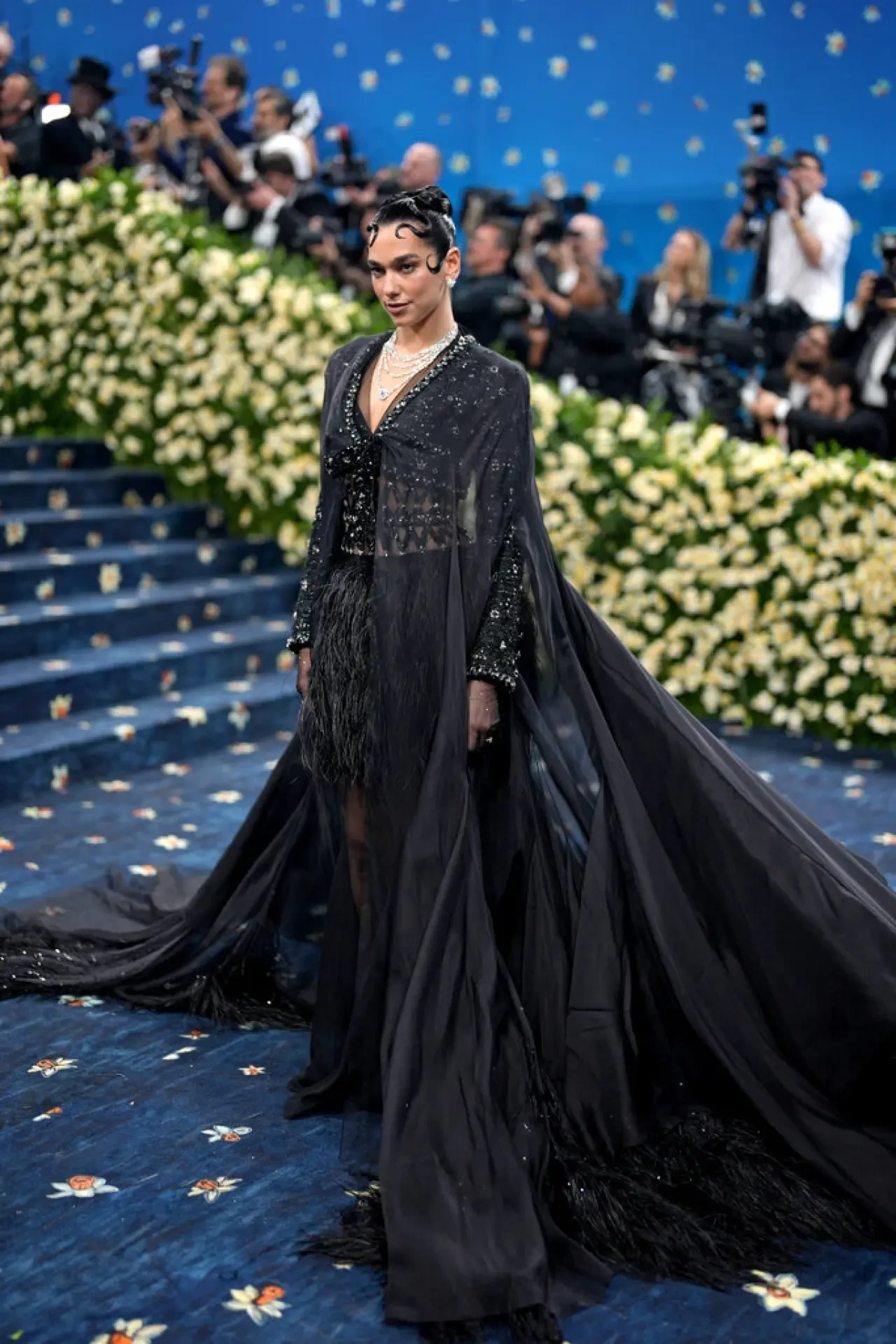 Met Gala 2025 kırmızı halıda görsel şölen vardı 3