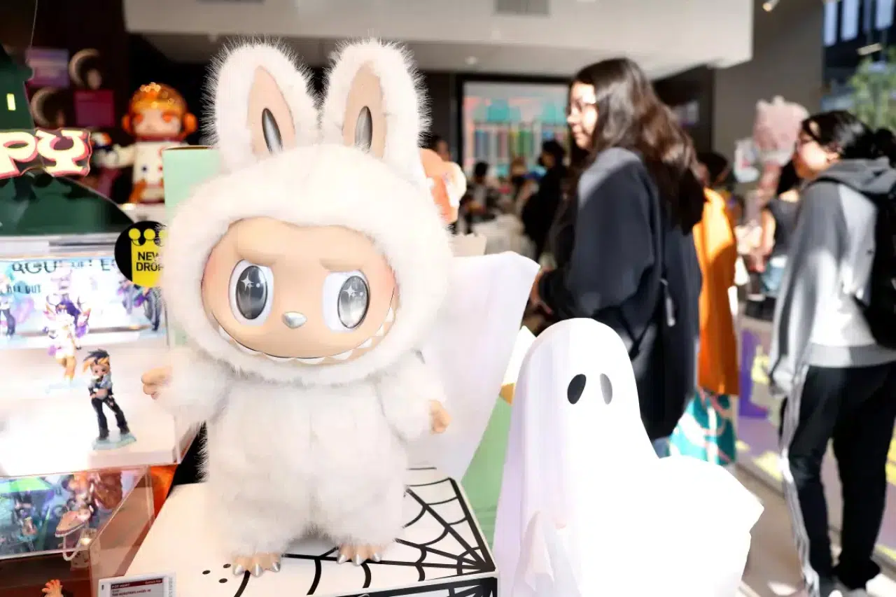 Tüm dünyayı saran çılgınlık: Labubu çanta bebekleri 9