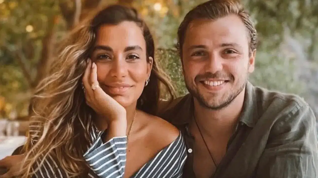 Tolga Sarıtaş ile Zeynep Mayruk çiftinin bebeklerinin adı belli oldu 9