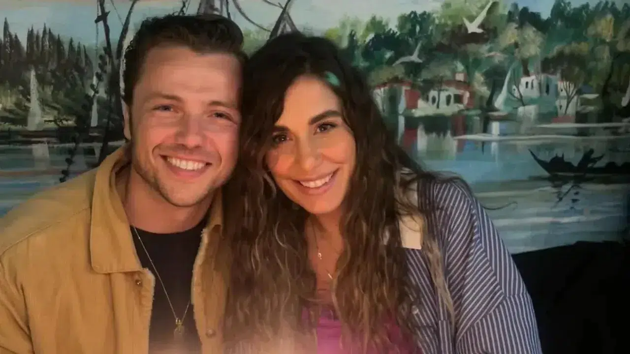 Tolga Sarıtaş ile Zeynep Mayruk çiftinin bebeklerinin adı belli oldu 5