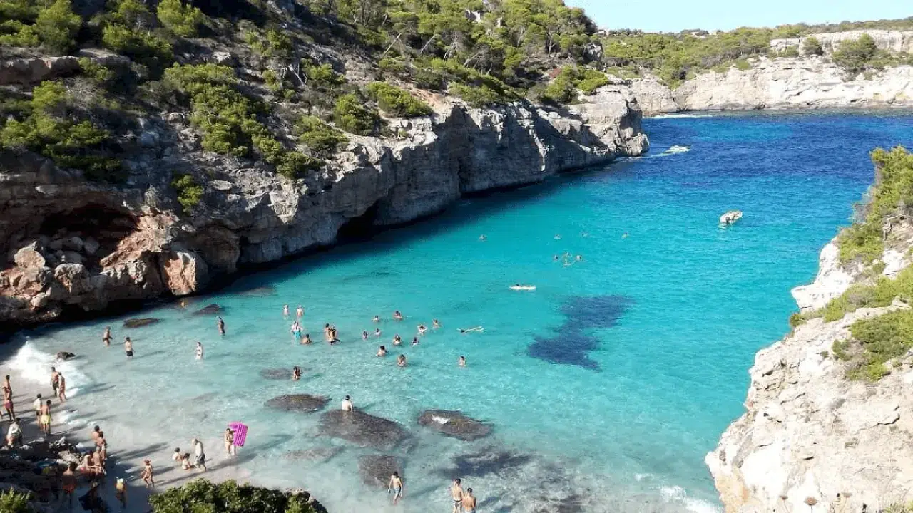 Avrupa’nın en güzel 20 plajı açıklandı: Türkiye’den 2 eşsiz sahil listede! 8