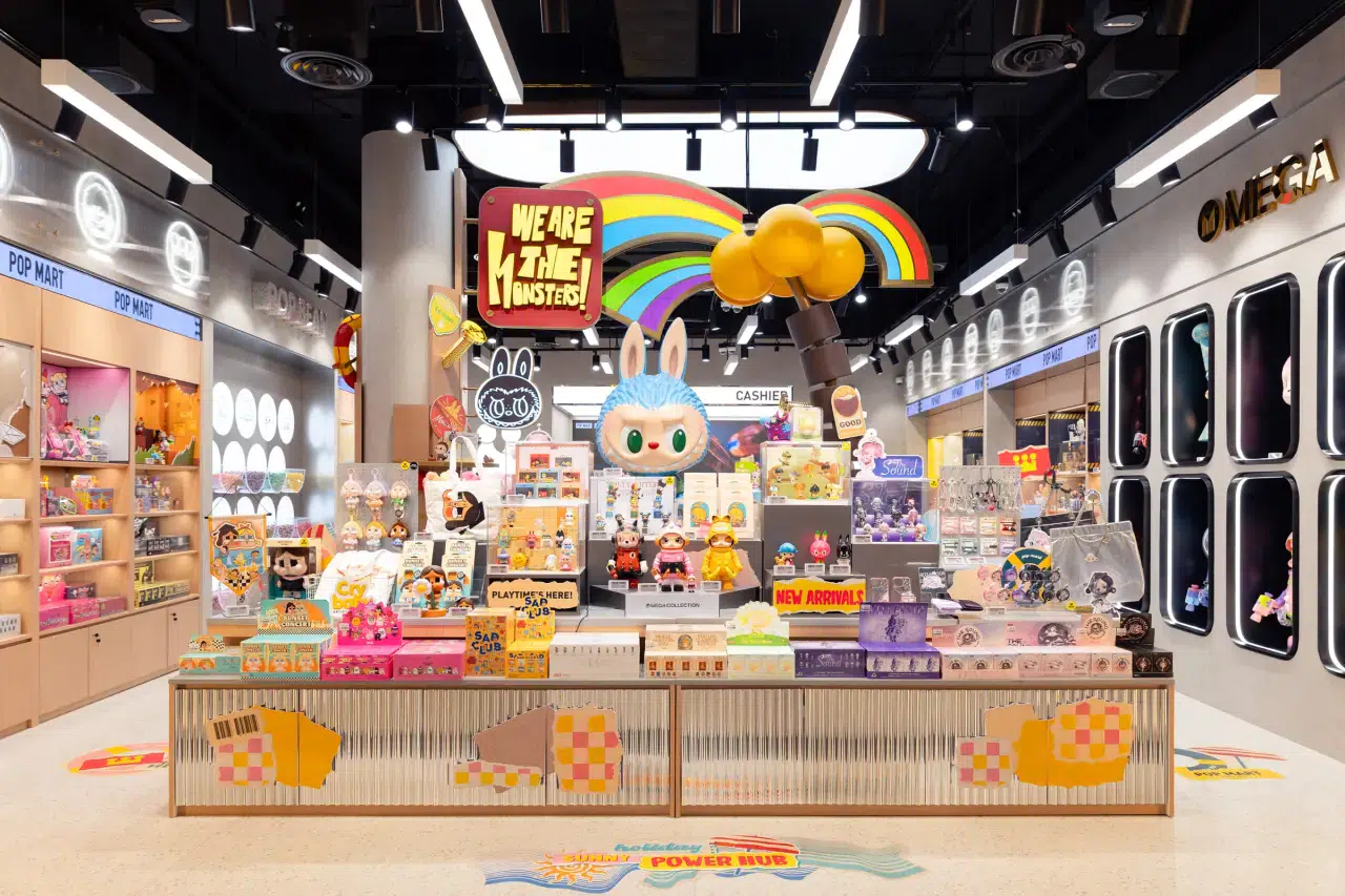 Tüm dünyayı saran çılgınlık: Labubu çanta bebekleri 10