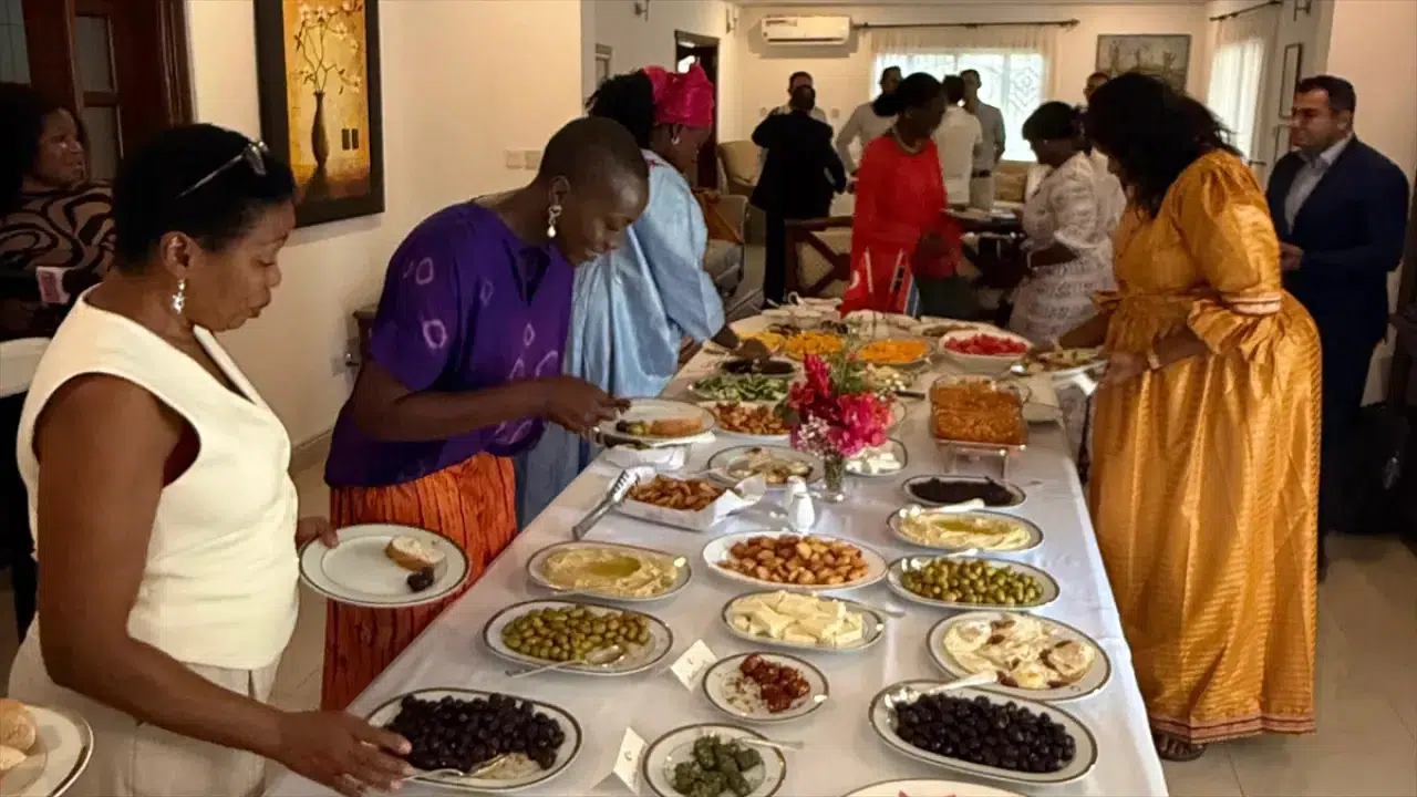 Tüm dünya, Dünya Kahvaltı Günü’nde Türk kahvaltısını tattı! 15