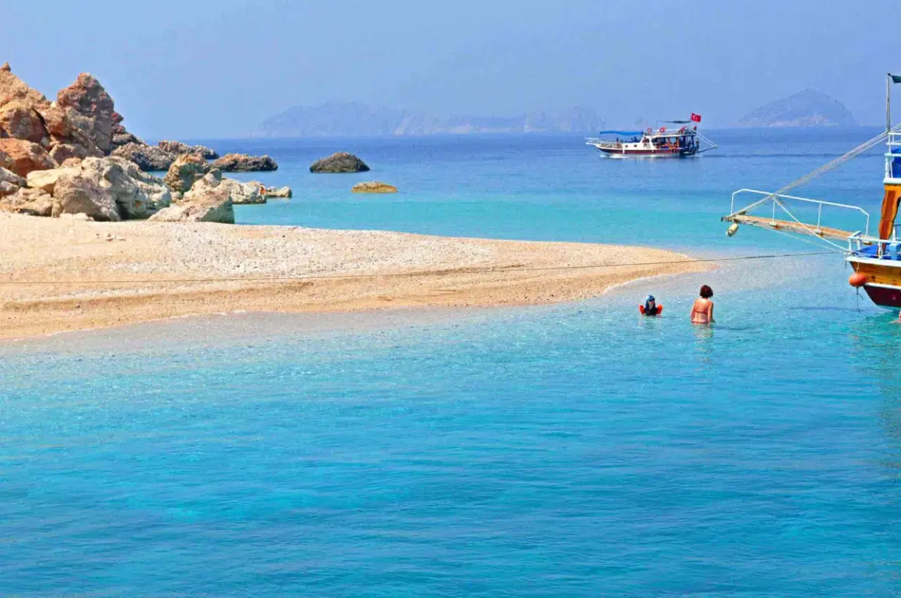 Avrupa’nın en güzel 20 plajı açıklandı: Türkiye’den 2 eşsiz sahil listede! 11