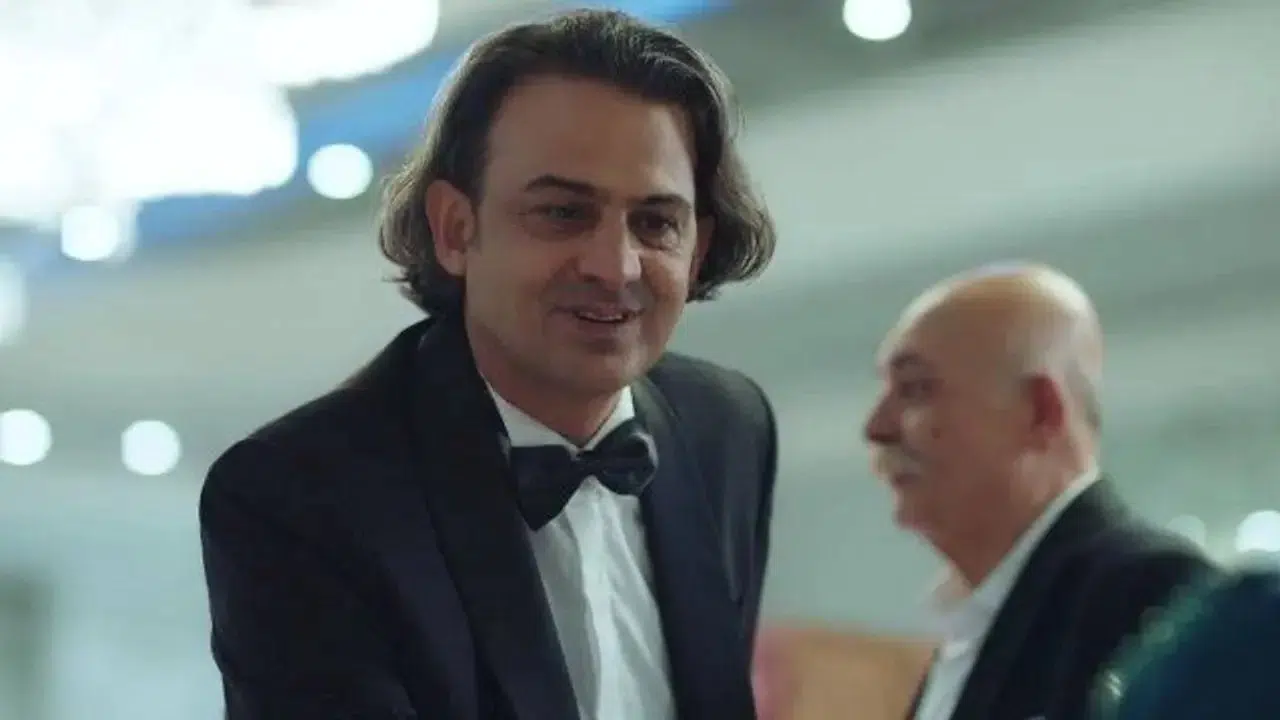 Kızılcık Şerbeti dizisine hangi isimler veda ediyor? Kızılcık Şerbeti’nden ayrılan isimler belli oldu mu? 3