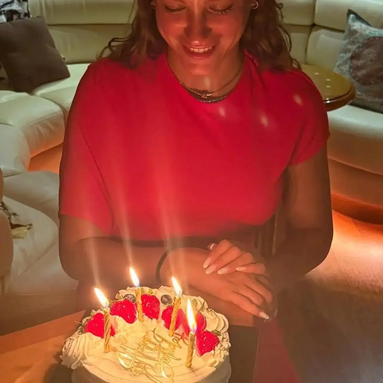 Mert Demir'den romantik Serenay Sarıkaya paylaşımı: "İyi ki doğdun fıstığım" 2