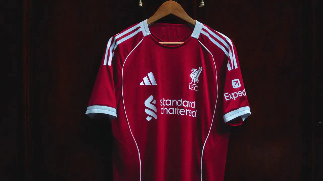Liverpool yeni sezon formalarını tanıttı: 13 yıl aradan sonra Adidas’la yeniden buluşma 1