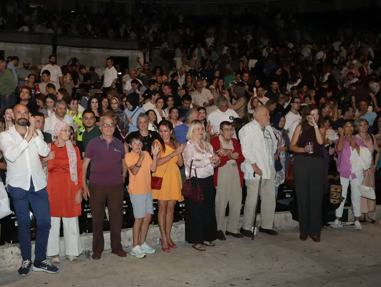 Şehir Tiyatroları'nın iddialı yapımları arasında yer alan 'Tartuffe' Harbiye'de tiyatroseverlerle buluştu 4