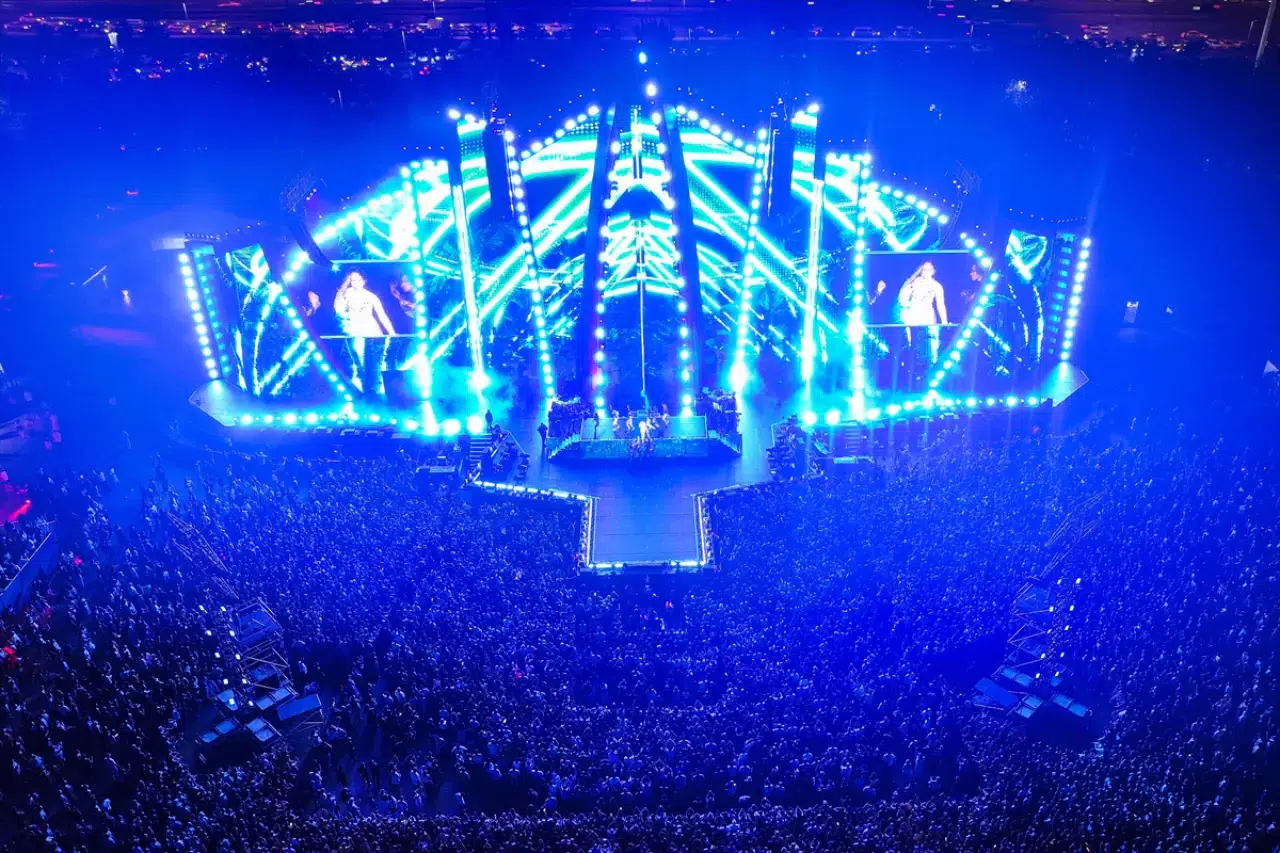 Jennifer Lopez 6 yıl aradan sonra İstanbul’da sahne aldı 10