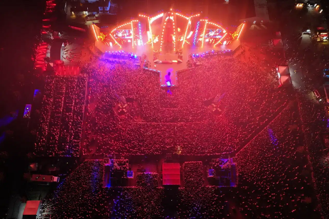 Jennifer Lopez 6 yıl aradan sonra İstanbul’da sahne aldı 4