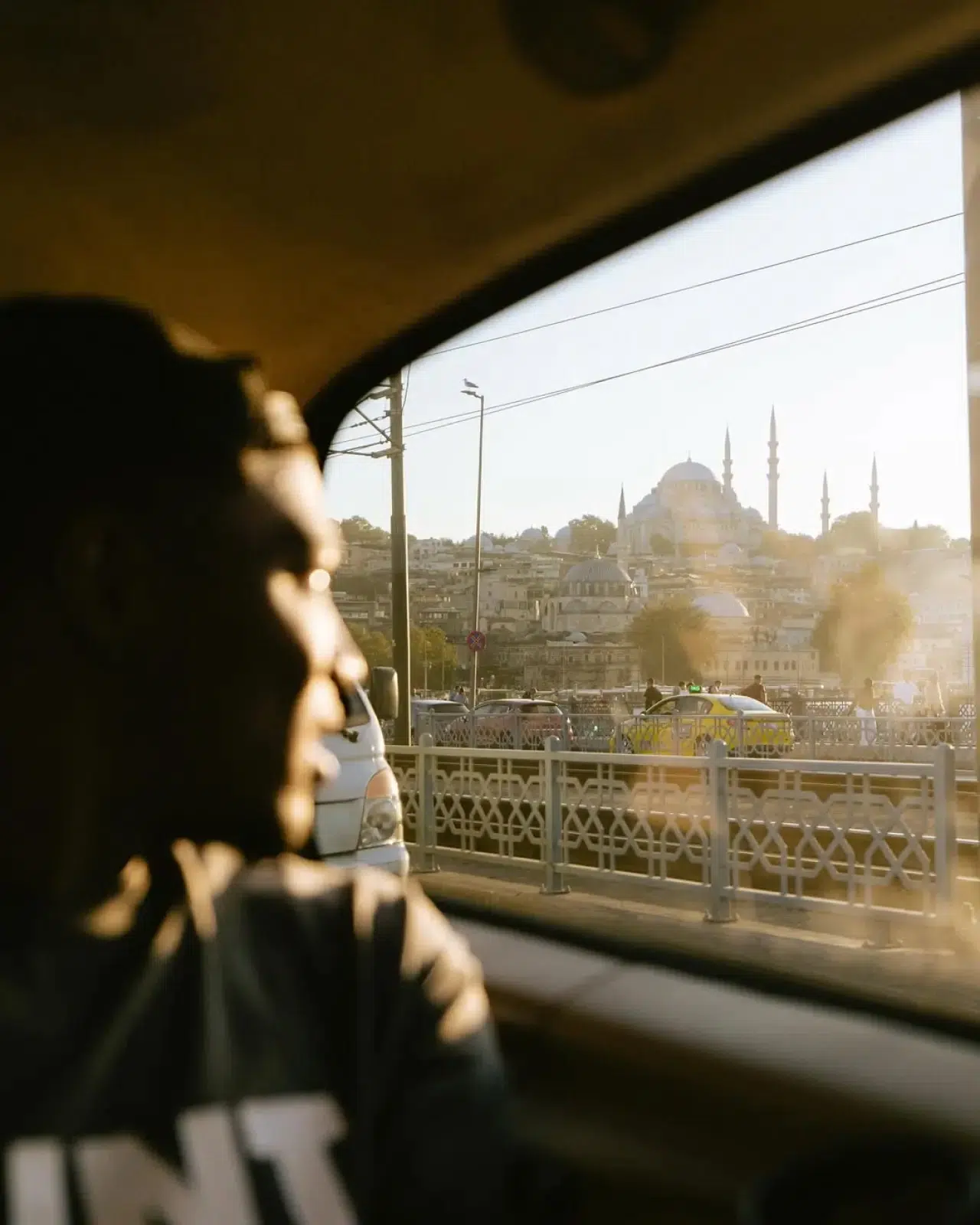 Lakers'ın yıldızı Rui Hachimura'dan Orhan Veli paylaşımı: "İstanbul'u dinliyorum, gözlerim kapalı" 4