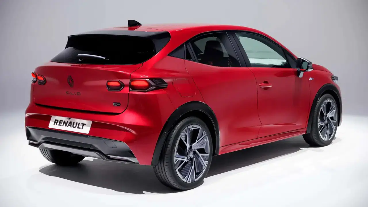 Renault Clio 2026 Türkiye’de yollara çıkıyor: Altıncı nesil, hibrit ve dijital devrimle geliyor 2