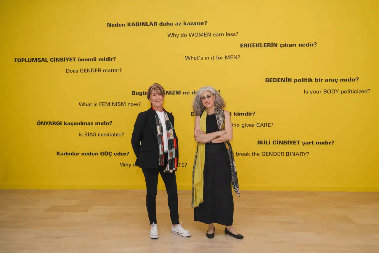 Feminist sanatçı Suzanne Lacy'nin Birlikte/Togæther sergisi Sabancı Üniversitesi Sakıp Sabancı Müzesi’nde görücüye çıktı 1