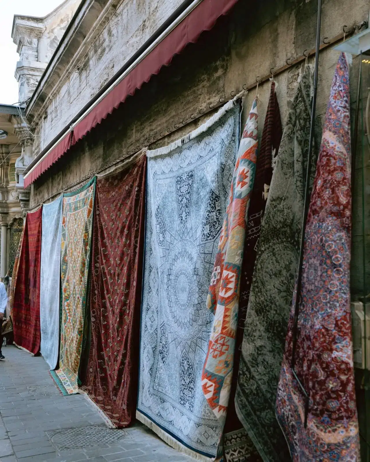 Lakers'ın yıldızı Rui Hachimura'dan Orhan Veli paylaşımı: "İstanbul'u dinliyorum, gözlerim kapalı" 12