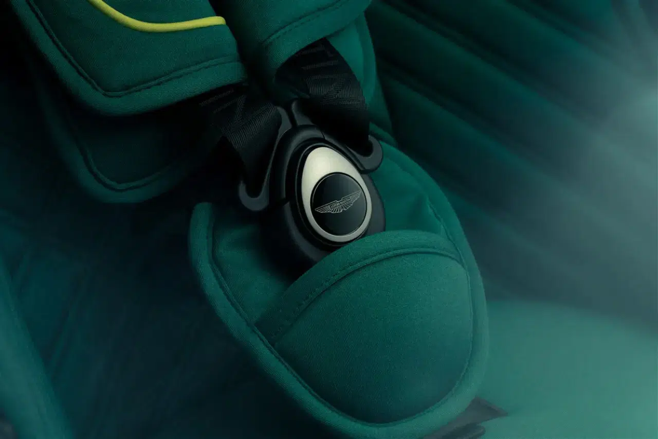 Aston Martin egg3 bebek arabası tanıtıldı: Fiyatıyla dikkat çekiyor 6