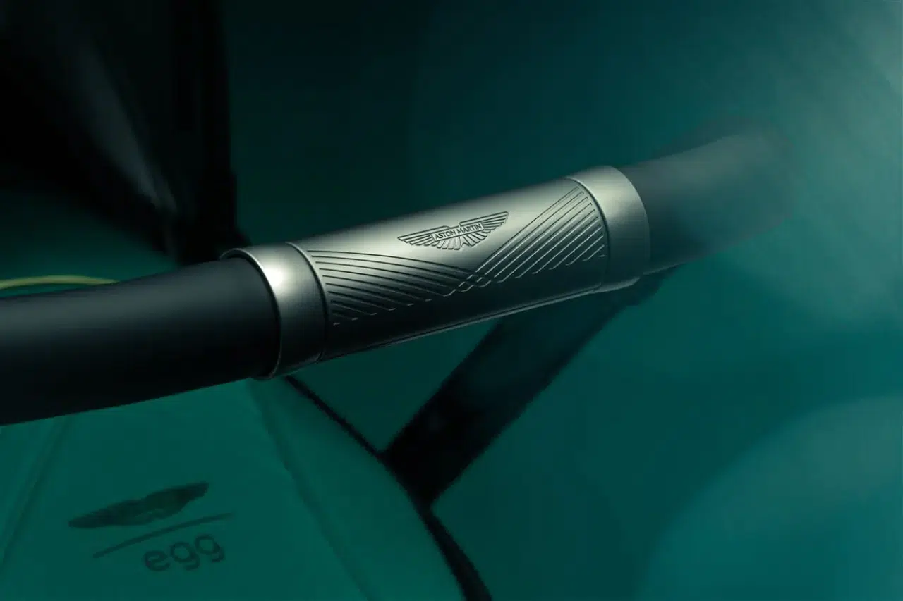 Aston Martin egg3 bebek arabası tanıtıldı: Fiyatıyla dikkat çekiyor 3