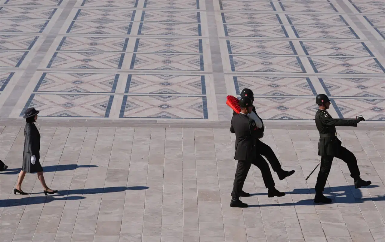 Japonya Prensesi Akiko Mikasa Anıtkabir’i ziyaret etti 5