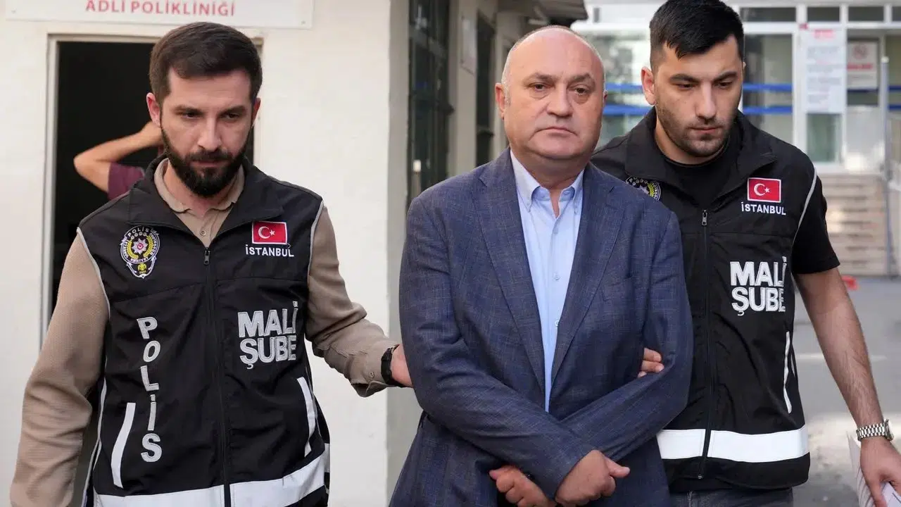 Dalga dalga İBB operasyonları: Gözaltılar, tutuklamalar ve tahliyeler 4