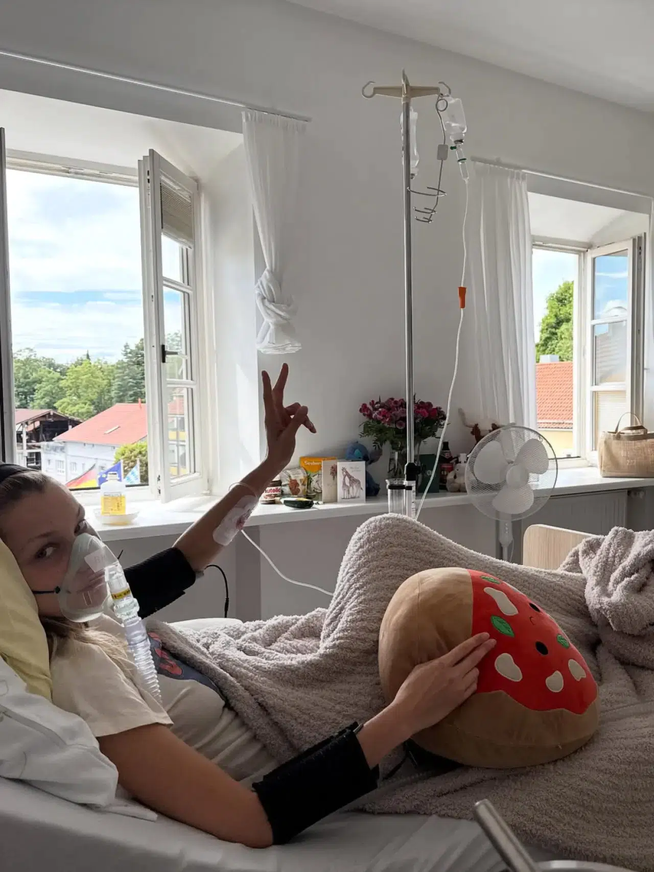 Bella Hadid, Lyme hastalığıyla mücadelesini paylaştı: Hep ortadan kayboluyorum 2