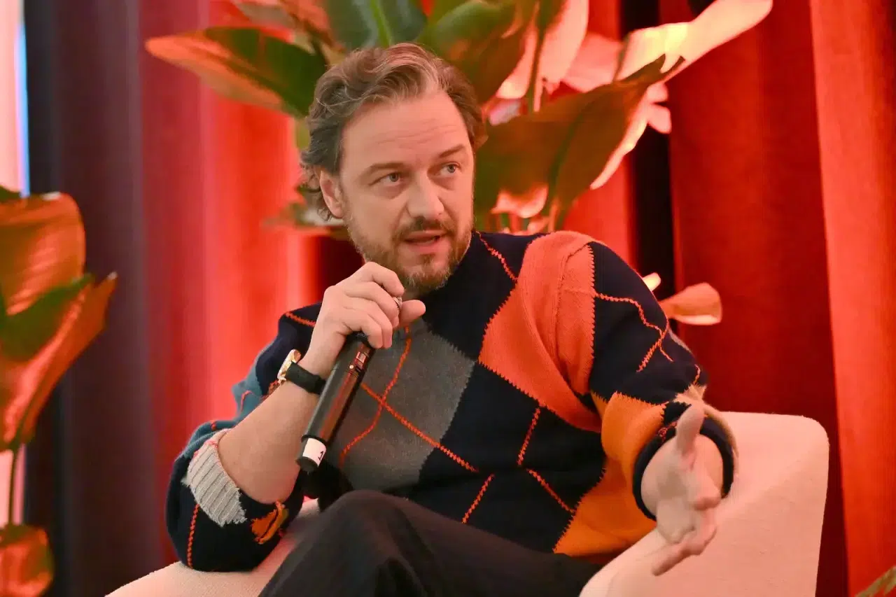 Ünlü oyuncu James McAvoy festival için gittiği Toronto'da barda dayak yedi! 4