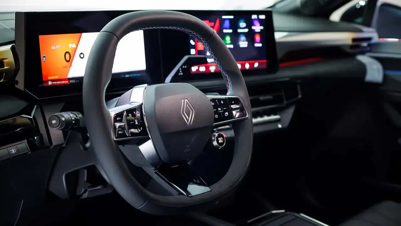 Renault Clio 2026 Türkiye’de yollara çıkıyor: Altıncı nesil, hibrit ve dijital devrimle geliyor 6