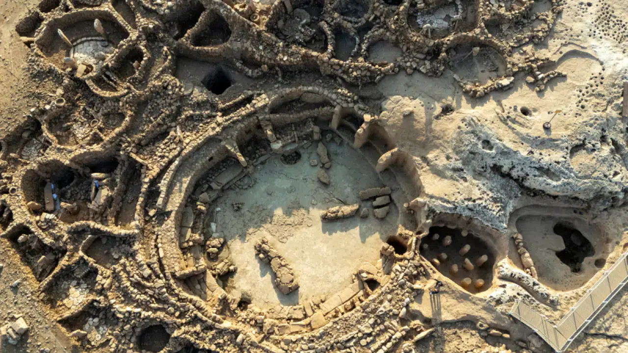 Göbeklitepe ve Karahantepe’de 30 yeni eser bulundu: “Ölüm yüzü” heykeli dikkat çekiyor 1