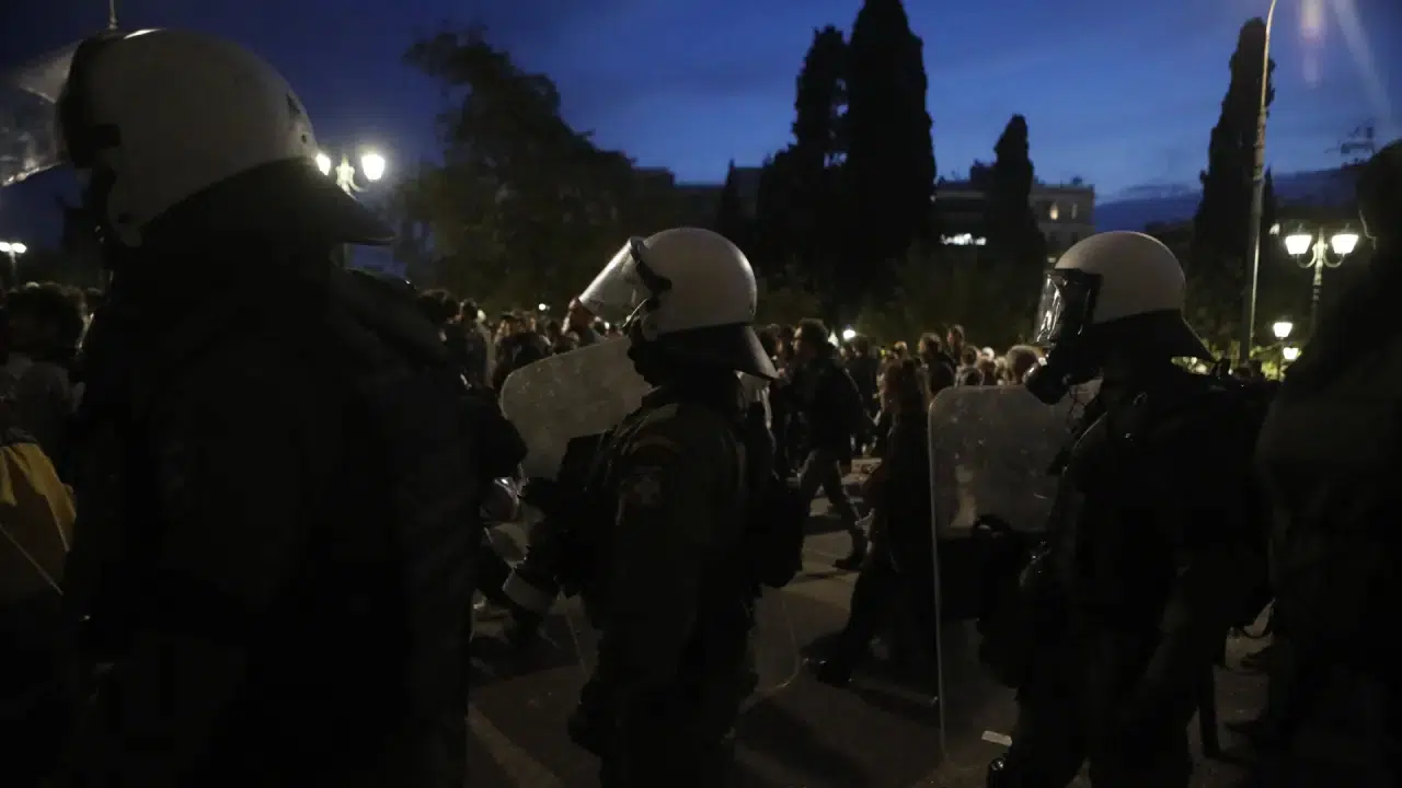 Yunanistan, cunta karşıtı Politeknik Direnişi'nin yıl dönümünde katledilenleri andı 7