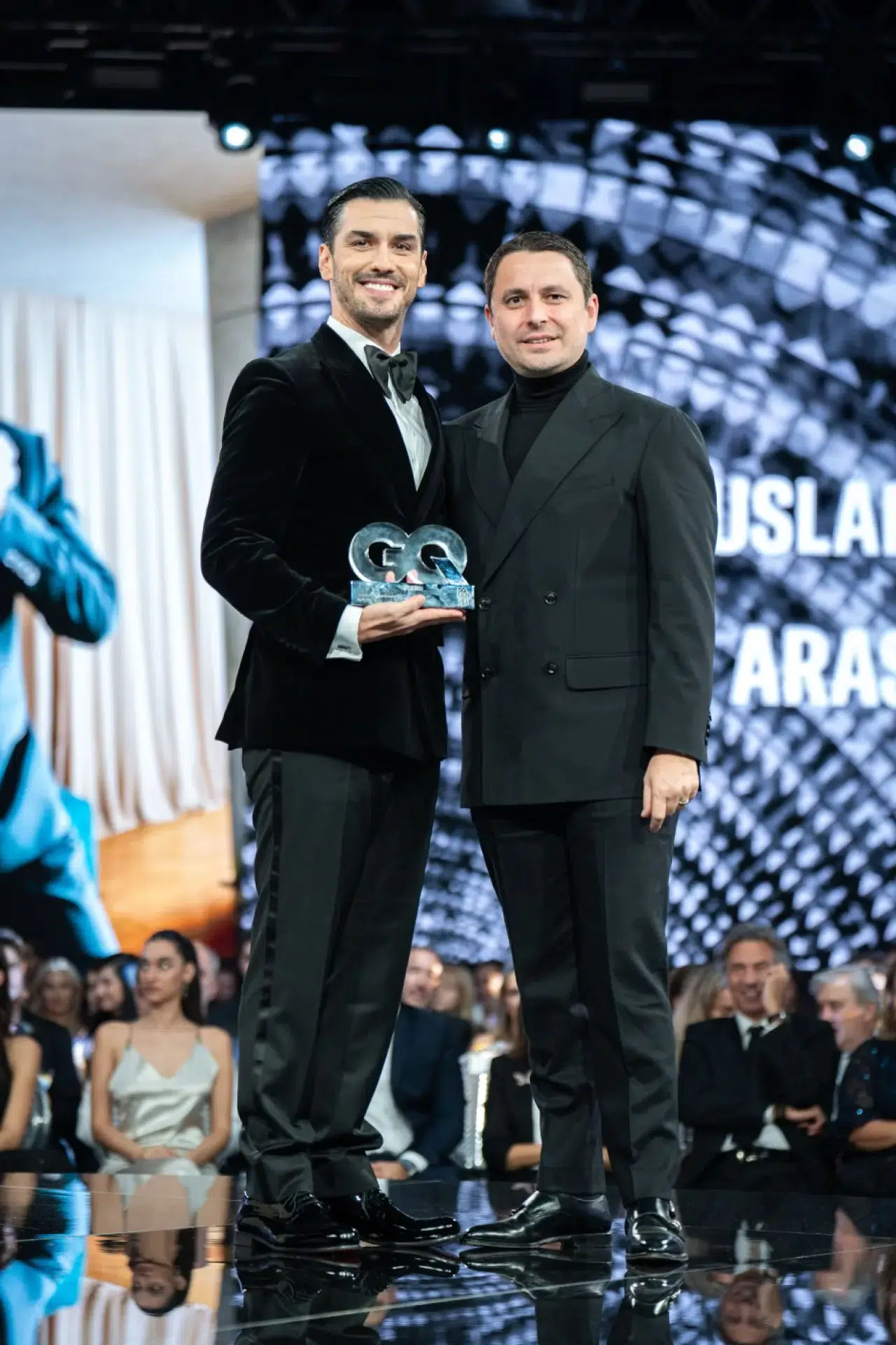 GQ Men Of The Year 2025'te yıldızlar geçidi: Edis, Mert Yazıcıoğlu ve Victor Osimhen ödül aldı 12