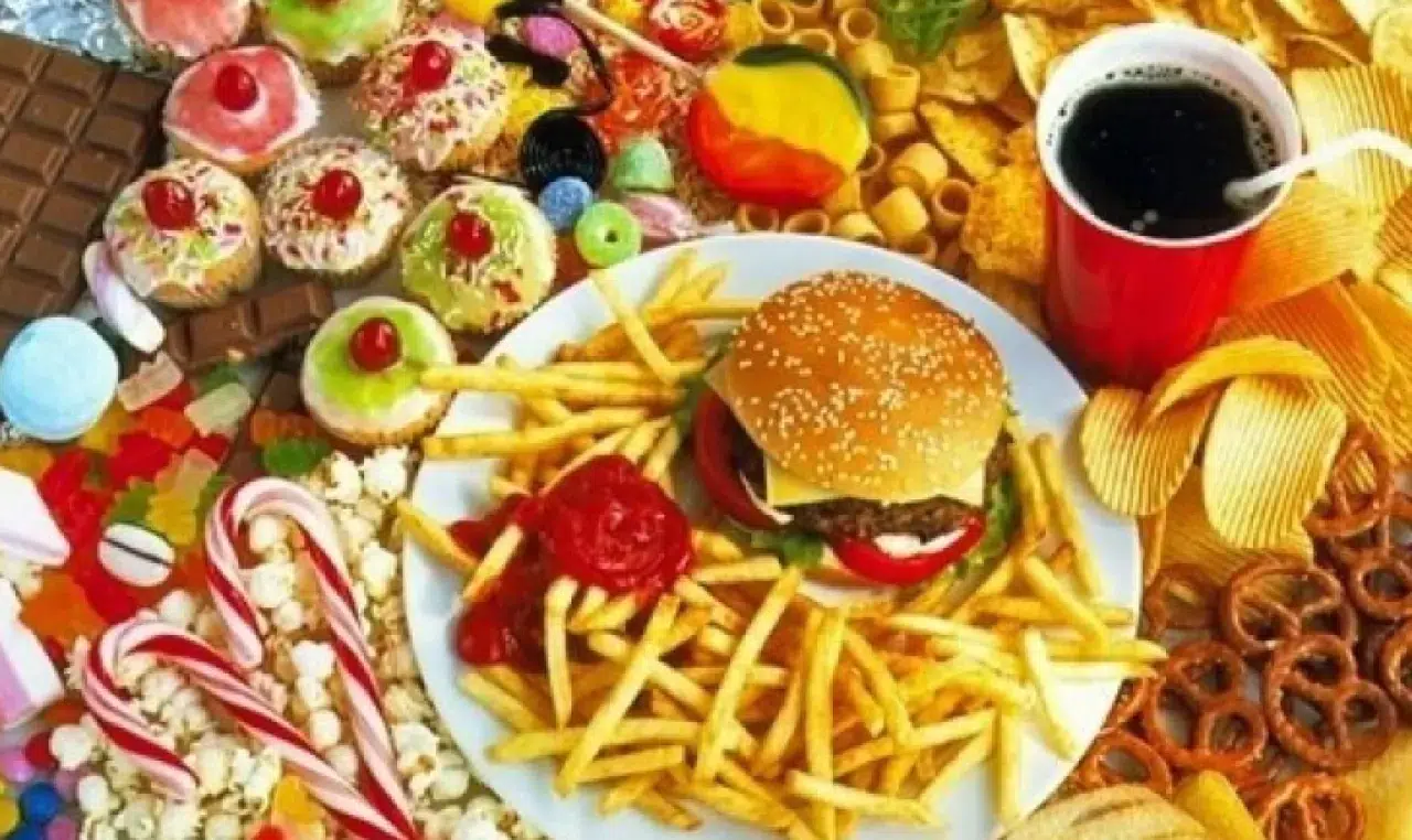 Beyin sağlığını korumak için uzak durulması gereken 6 gıda 1