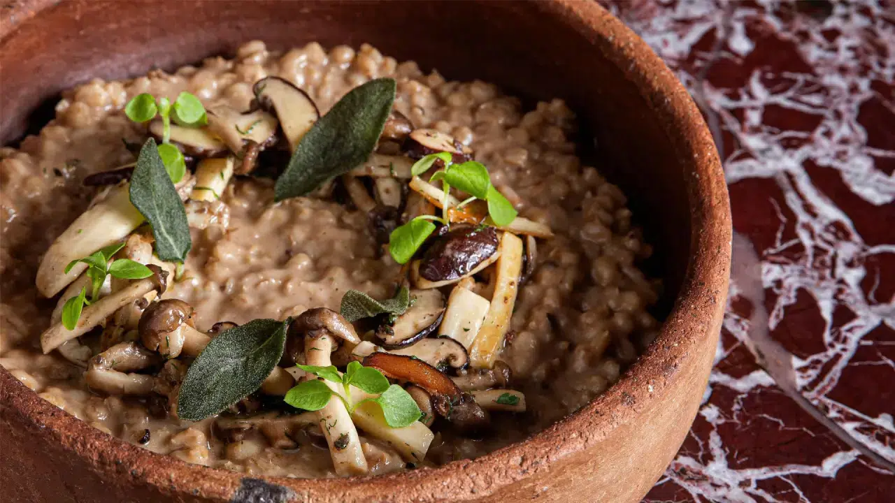 2026’ya nerede, kaça giriyoruz? İstanbul’un gözde otellerinde yılbaşı fiyatları 5