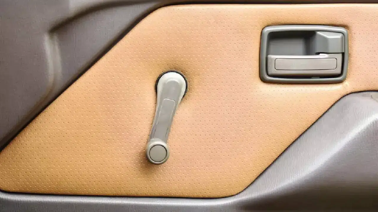 Otomobillerde bir devrin sonu: Yıllar içinde kaybolan araç özellikleri 5