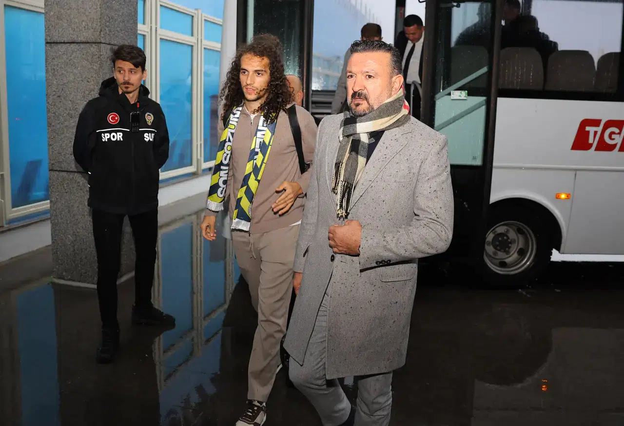 Fenerbahçe'nin yeni transferi Matteo Guendouzi İstanbul'a geldi 4