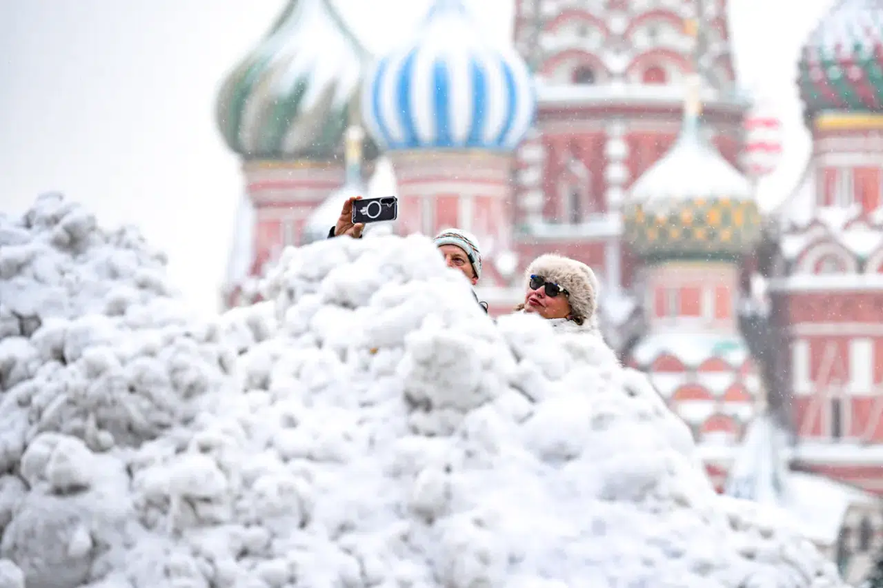Rusya’da son 146 yılın en yoğun kar yağışı: Moskova’dan Vladivostok’a beyaz kabus 5