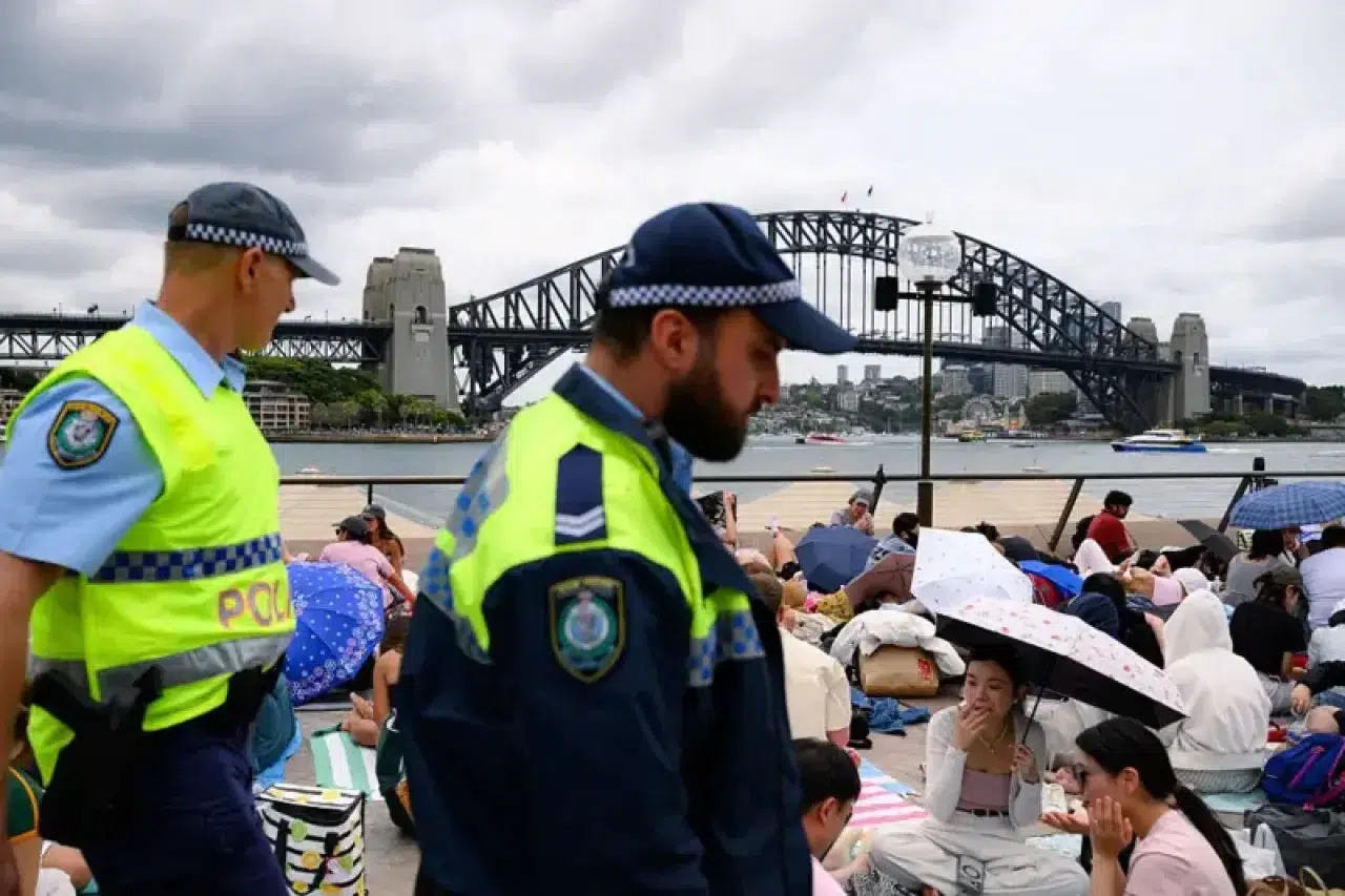2026 coşkusu meydanlara taştı: İstanbul’dan New York’a yeni yıl kutlamaları 5