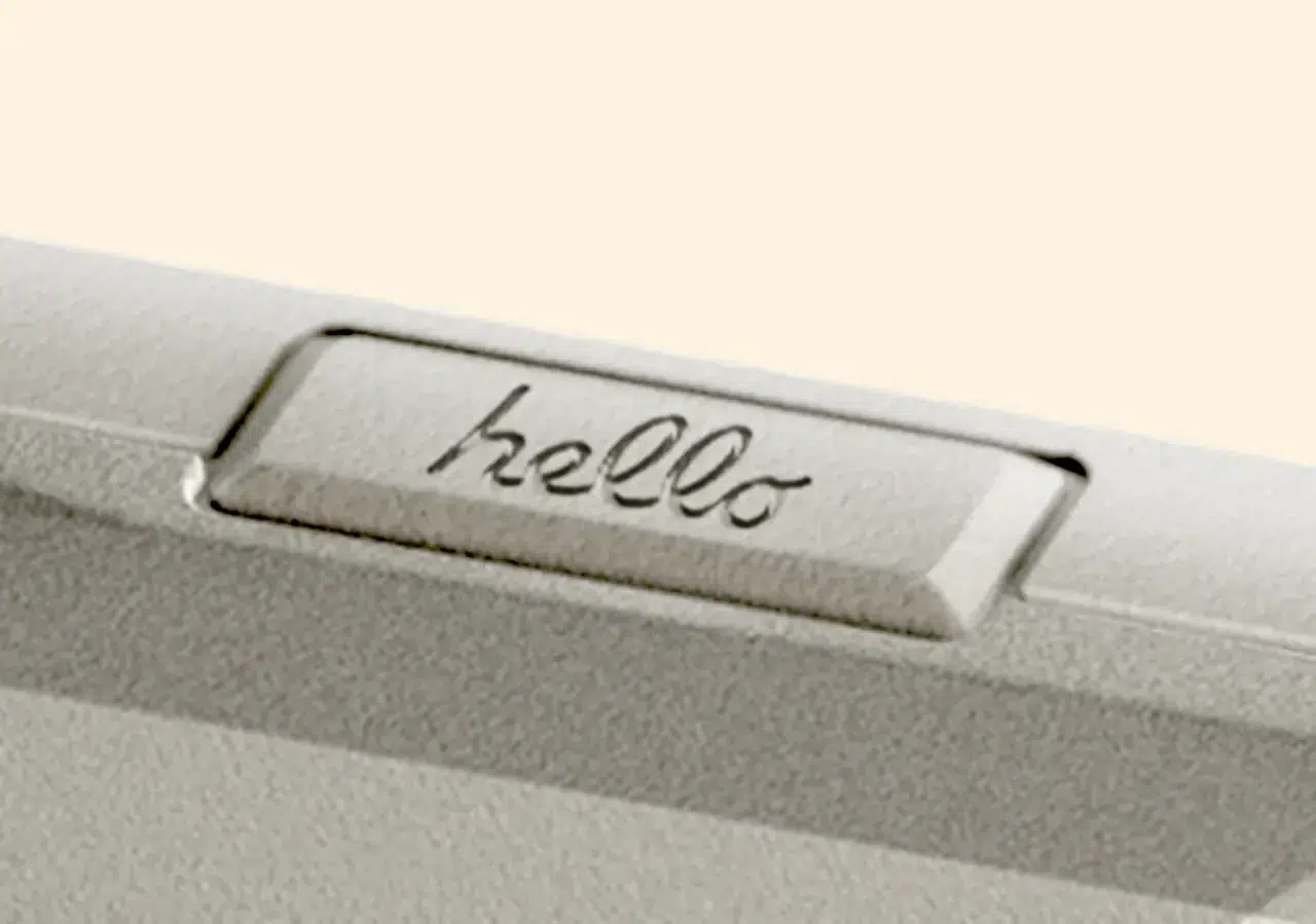 Apple'ın 50. yılı şerefine: iPhone 17 Pro, efsanevi Macintosh kılığına büründü 3