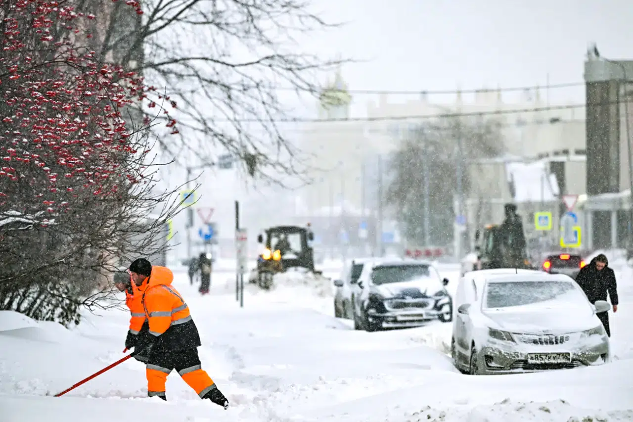 Rusya’da son 146 yılın en yoğun kar yağışı: Moskova’dan Vladivostok’a beyaz kabus 2