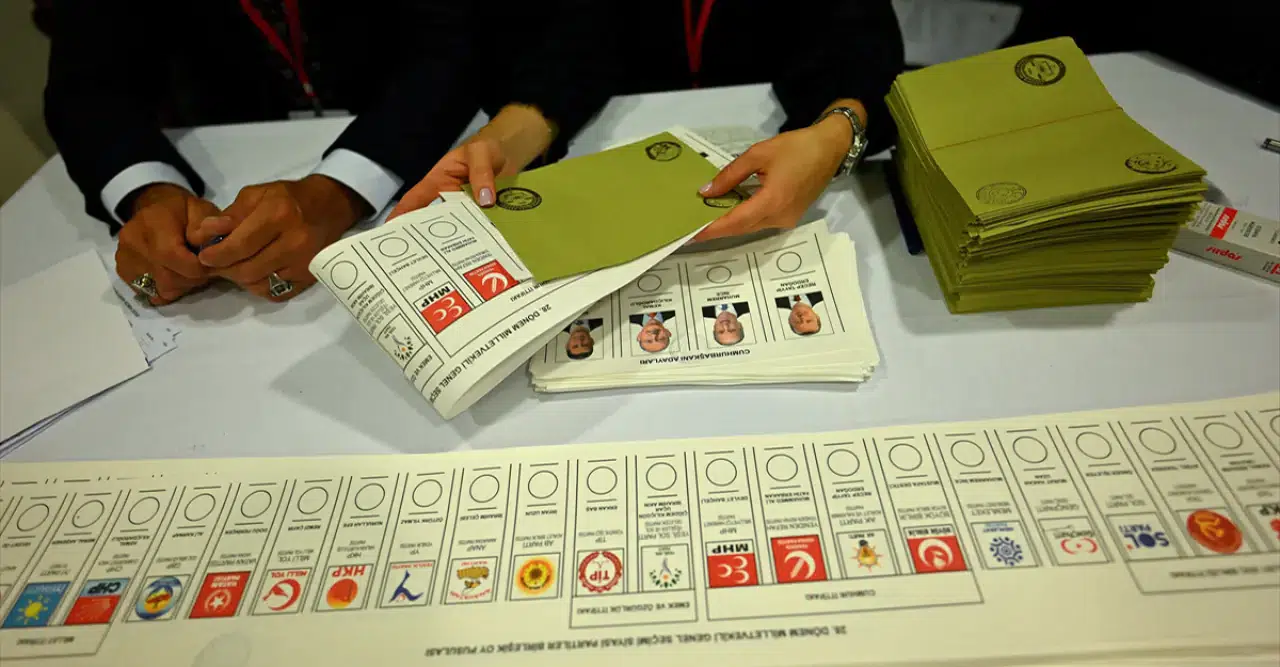 Ocak 2026 seçim anket sonuçları belli oldu: CHP mi, AK Parti mi birinci parti? 2