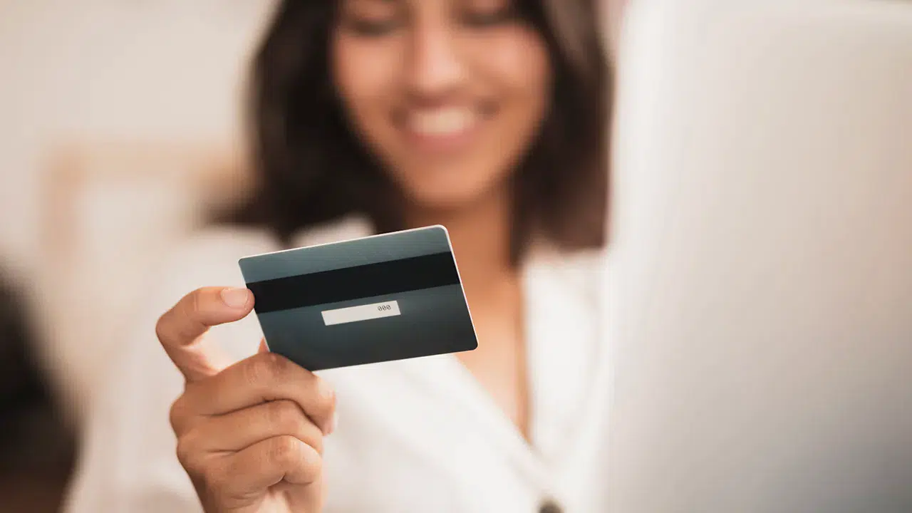 Türkiye'de Eylül ayında 2,19 trilyon TL tutarında ödeme kartla gerçekleştirildi