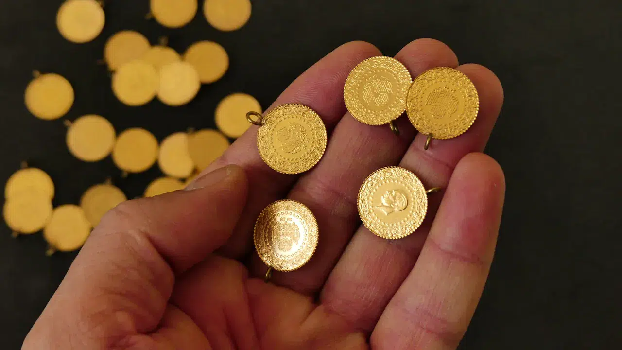 Altında tarihi rekor: Kapalıçarşı’da çeyrek altın 10 bin TL’yi geçti