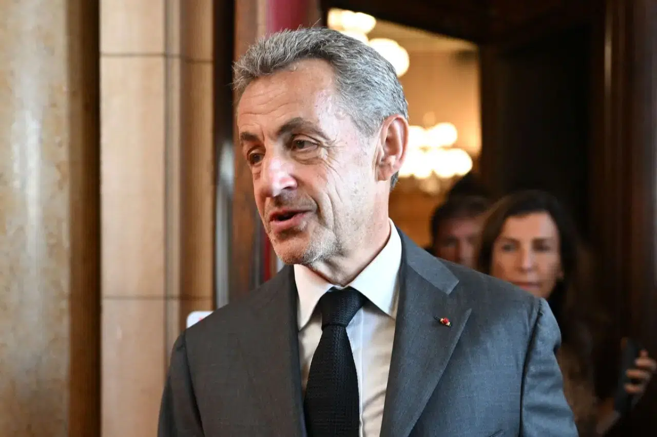 Eski Fransa Cumhurbaşkanı Nicolas Sarkozy yarın cezaevine giriyor