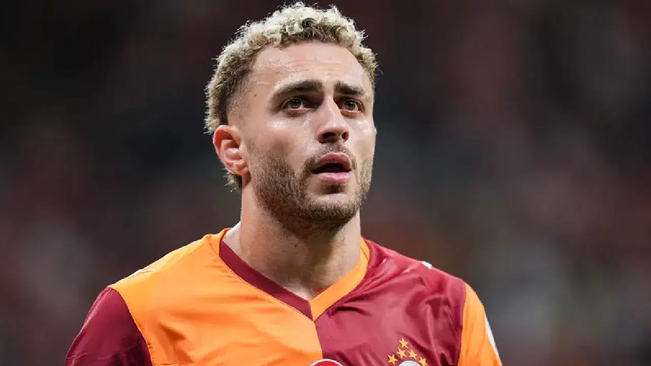 Galatasaray taraftarlarından Barış Alper Yılmaz’a destek