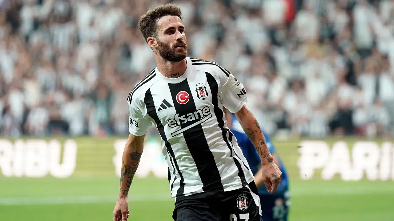 Beşiktaş'tan Rafa Silva açıklaması: Tedavi süreci başladı