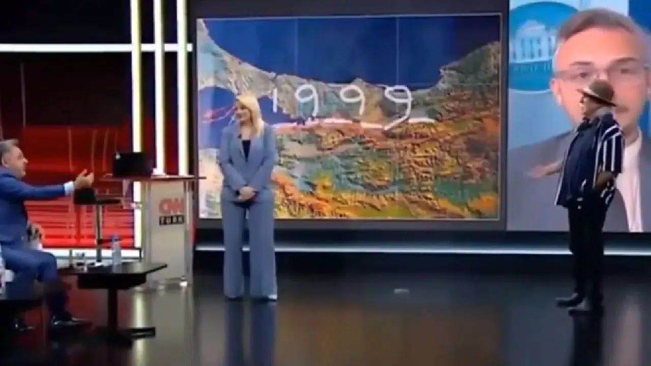 Prof. Dr. Şener Üşümezsoy canlı yayında sinirlendi: Yeter be!