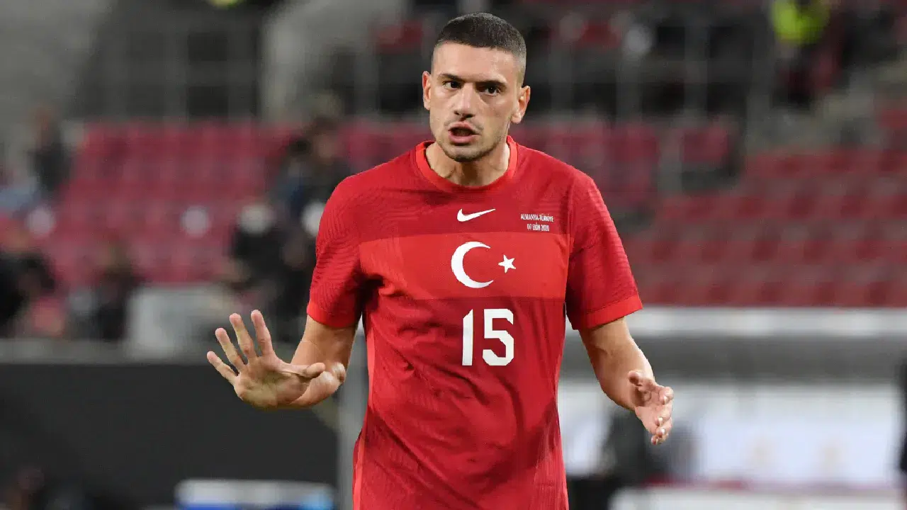 Fenerbahçe stoper atağında: Merih Demiral ve Kim Min-jae gündemde