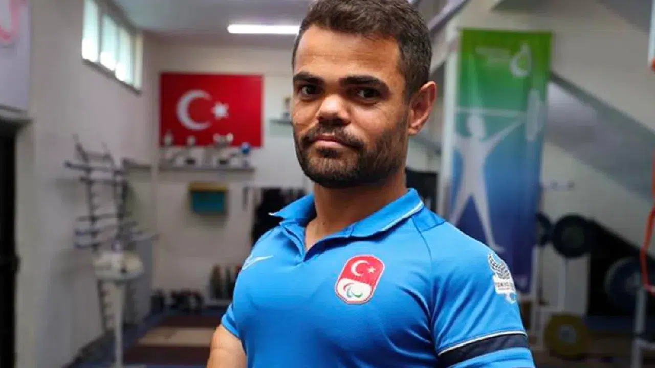 Abdullah Kayapınar’dan tarihi başarı: Dünya Para Halter Şampiyonası’nda altın madalya!