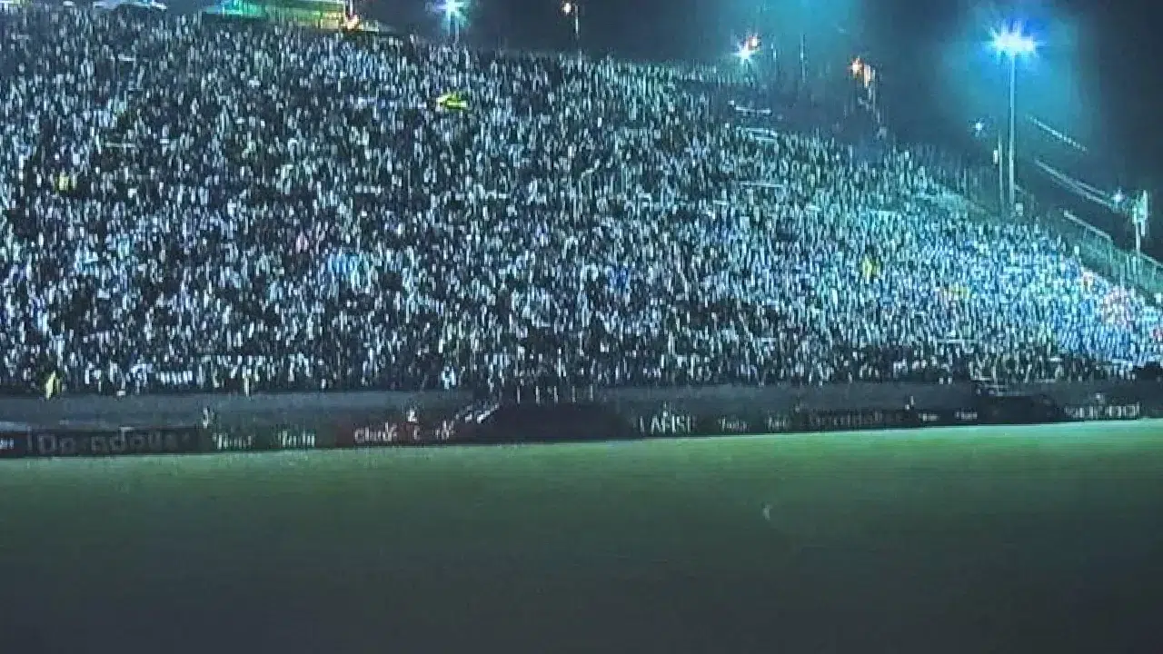 Nikaragua - Haiti maçında stadyum karanlığa gömüldü