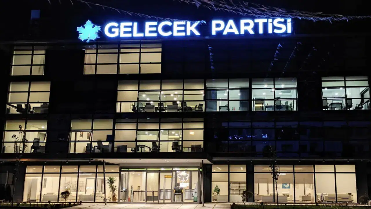 Gelecek Partisi yeni genel merkez binasına taşınıyor
