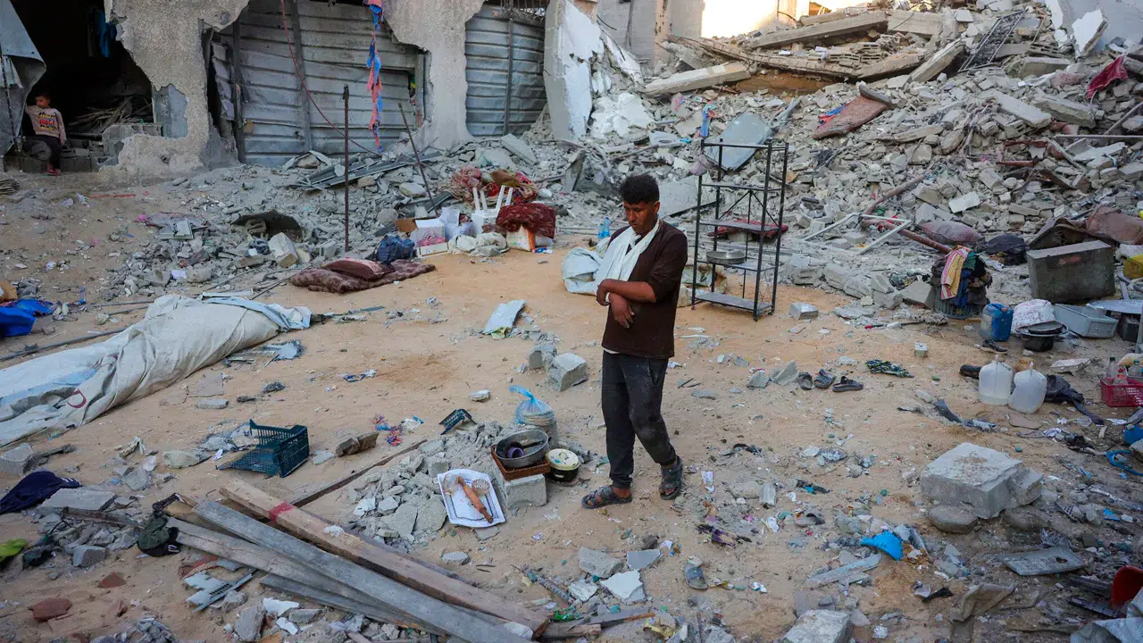 İsrail ordusu, Gazze'de ateşkesin yeniden uygulanmaya başlandığını açıkladı