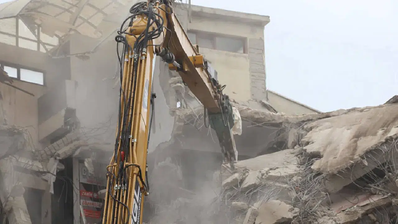 44 kişinin öldüğü Said Bey Sitesi davasında şaşırtan bilirkişi raporu