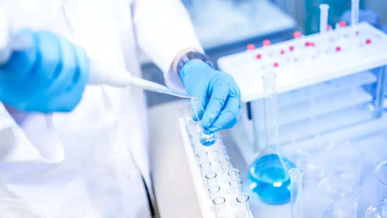 Afganistan’da ilk DNA test laboratuvarı açıldı